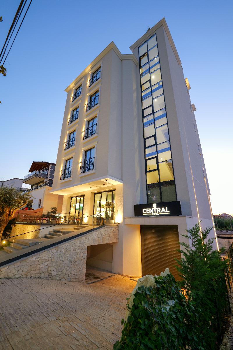 cheap resort hotels  to Spend holiday with family