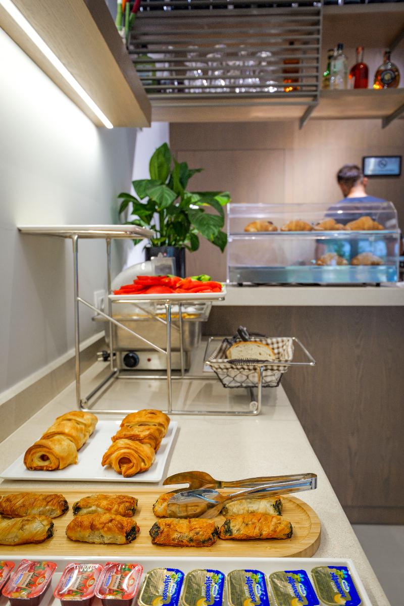 cheap resort hotels  to Spend holiday with family