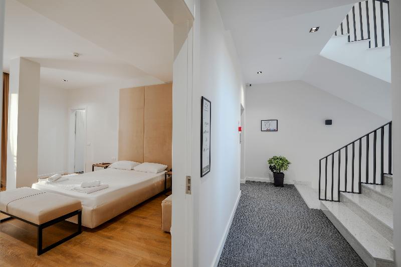 cheap resort hotels  to Spend holiday with family