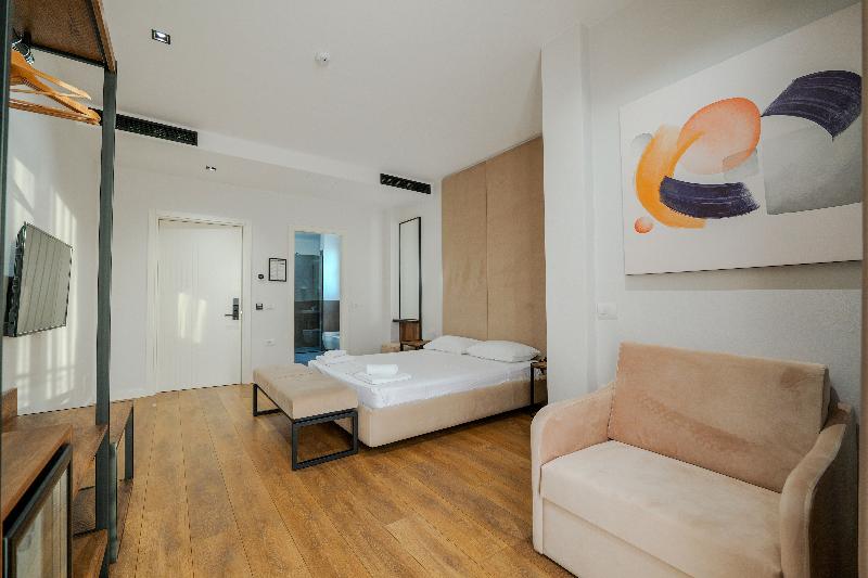 cheap resort hotels  to Spend holiday with family