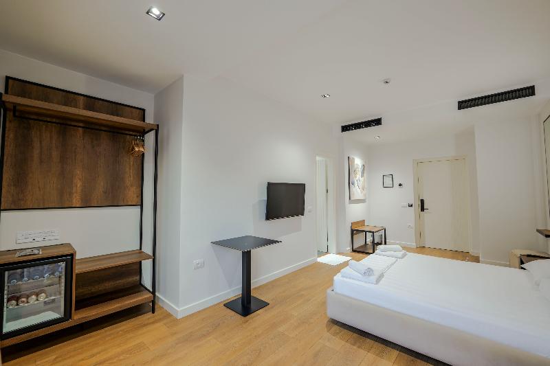 cheap resort hotels  to Spend holiday with family