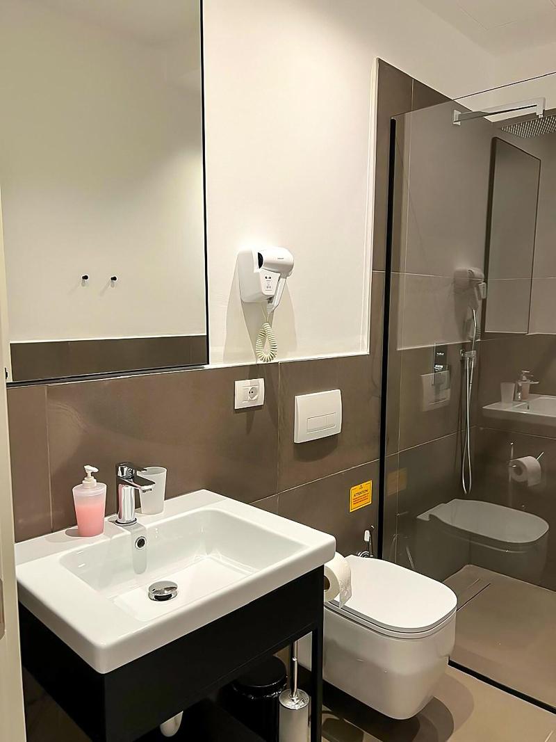 cheap resort hotels  to Spend holiday with family