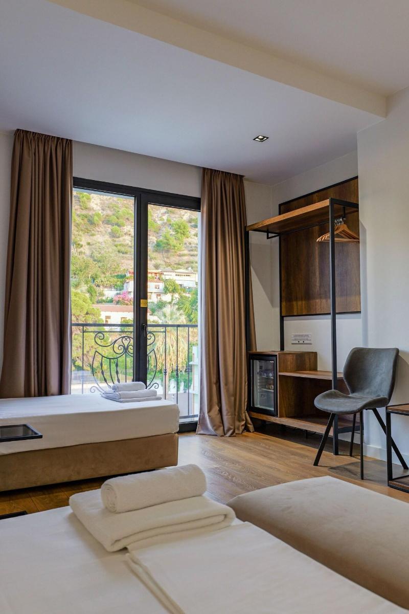 cheap resort hotels  to Spend holiday with family