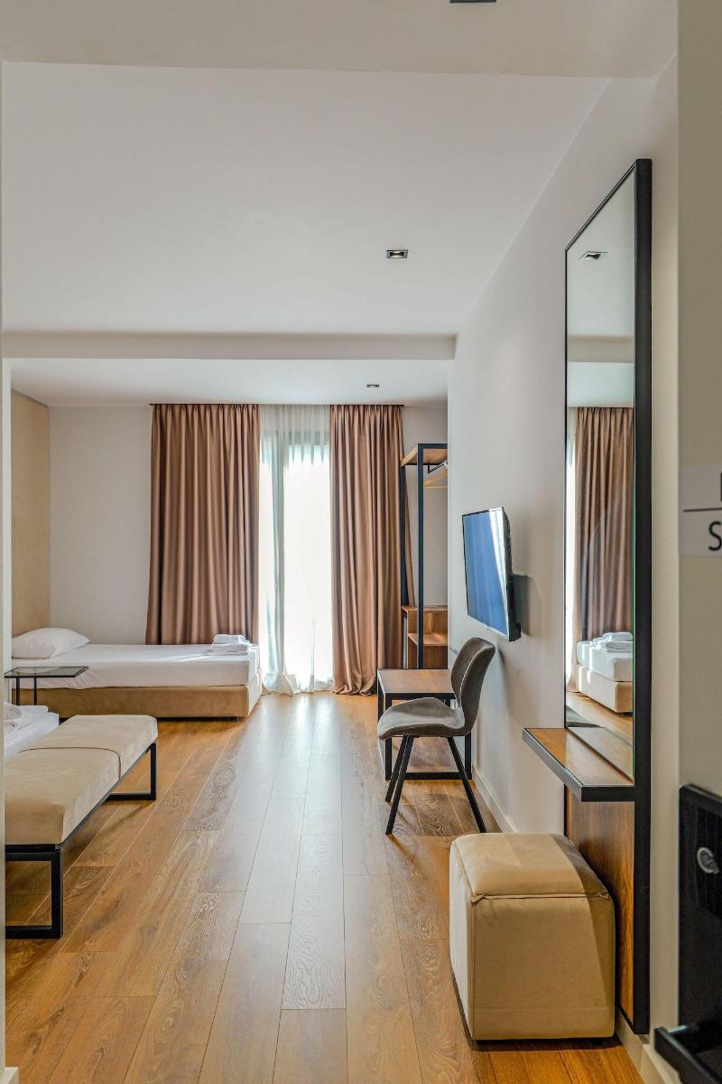 cheap resort hotels  to Spend holiday with family