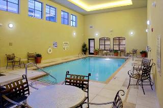 Sports and Entertainment
 di Homewood Suites by Hilton Asheville-Tunnel 