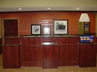 Lobby
 di Hampton Inn & Suites Gainesville 