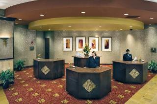 Lobby
 di Embassy Suites Huntsville - Hotel & Spa