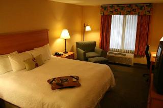 Room
 di Hampton Inn & Suites Lathrop