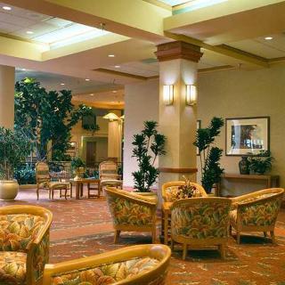 Lobby
 di Embassy Suites Omaha Downtown Old Market