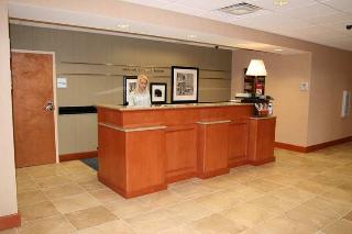 Lobby
 di Hampton Inn & Suites New Haven South-West
