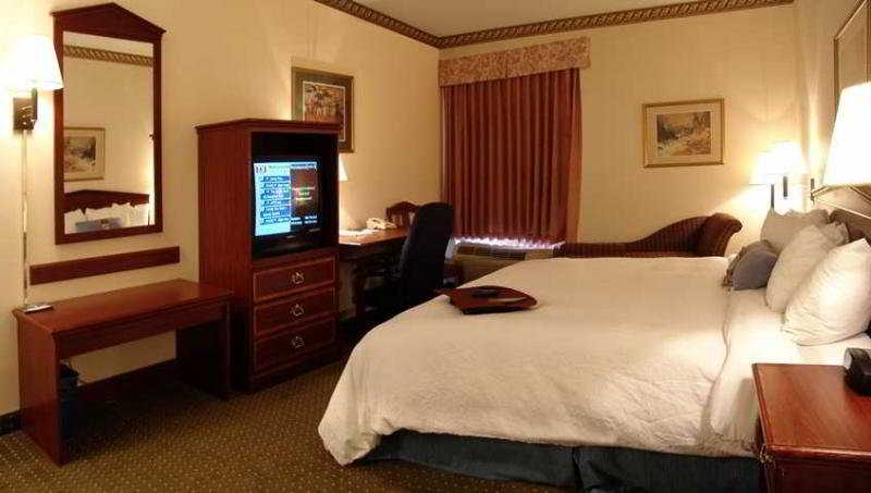 Room
 di Hampton Inn by Hilton Toronto Mississauga