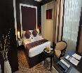 Room
Room
di Carlton Tower