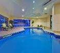 Pool
 di Holiday Inn Laval Montreal