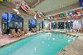 Pool
 di Holiday Inn & Suites North Vancouver