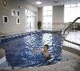 Pool
 di Quality Suites Drummondville