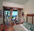 Room
Room
di Alexander The Great Beach