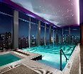 Pool
 di Renaissance Shanghai Yu Garden Hotel