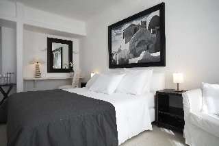 Room
Room
di Rocabella Mykonos Art