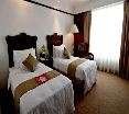 Room
 di Waterfront Airport Hotel & Casino Mactan 