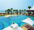 Pool
 di Ravindra Beach Resort & Spa