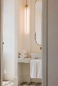 Room ROO.BL-DX