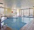 Pool
 di Quality Inn & Suites Airport Toronto