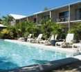Pool
 di Comfort Inn & Suites Trinity Beach Club