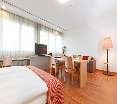Room
Room
di SwissEver Zug Swiss Quality