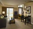 Room
 di Executive Suites Garibaldi Springs Resort