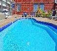 Pool
 di Holiday Inn Express Quebec