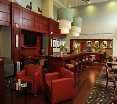 Bar
 di Hampton Inn & Suites by Hilton Hamilton-Brantf