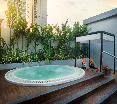 Pool
 di Radisson Suites Bangkok Sukhumvit