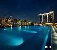 Pool
 di The Fullerton Bay Hotel Singapore