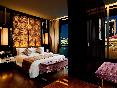 Room
 di The Fullerton Bay Hotel Singapore