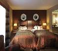 Room
Room
di Macdonald Windsor