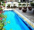 Pool
 di Mercure Centre Hotel Abu Dhabi  