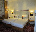 Room
Room
di The Pride Kolkata