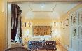 Room
Room
di Relais & Chateaux Villa San Martino