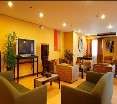 Lobby
Lobby
di Microtel Inn and Suites Davao
