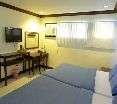 Room
 di BlueFins Resort