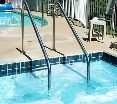 Pool
 di Coast Surrey Guildford Hotel