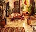 Lobby
Lobby
di Riad Razane