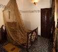 Room
Room
di Riad Razane