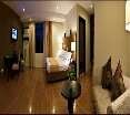 Room
Room
di The Pinnacle Hotel and Suites