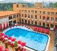 Pool
 di Easeland Hotel