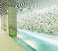 Pool
Pool
di Square Nine Hotel Belgrade