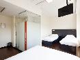 Room
Room
di EASYHOTEL Den Haag City CENTRE