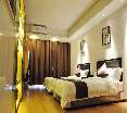 Room
 di Baihe International Apartment Kecun Hopson Square