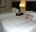 Room
 di Hampton Inn and Suites by Hilton Laval