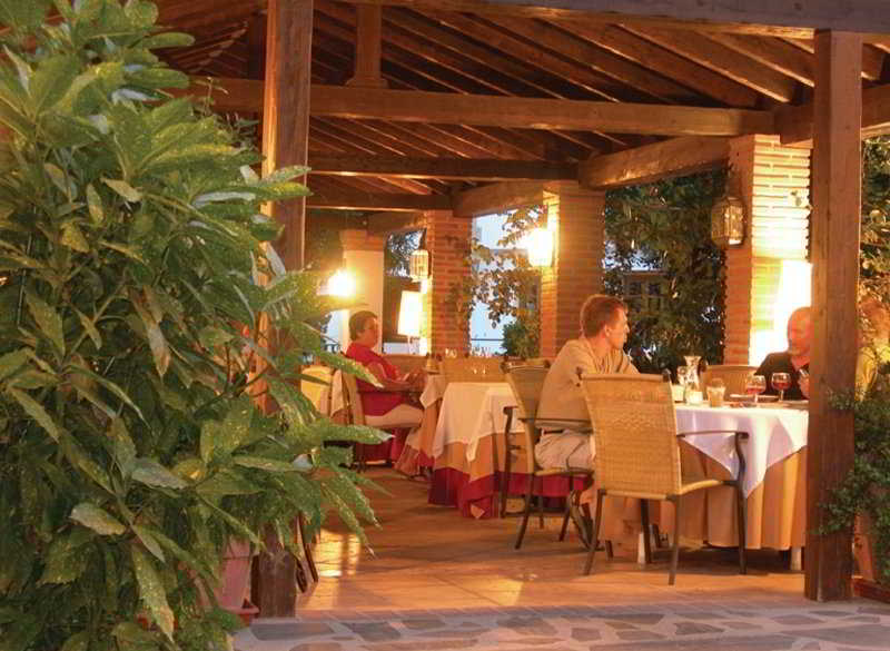 Hotel Alcadima